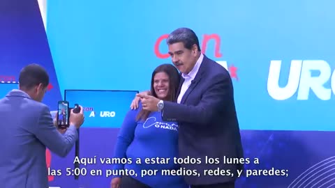 O ditador Maduro estréia em entrevista com apresentadora virtual, Globo cópia..