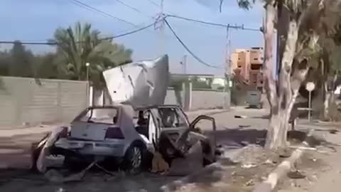 ►🚨 ⚡️lsraeli warplanes target civilians while fleeing from north to south in Gaza Strip.