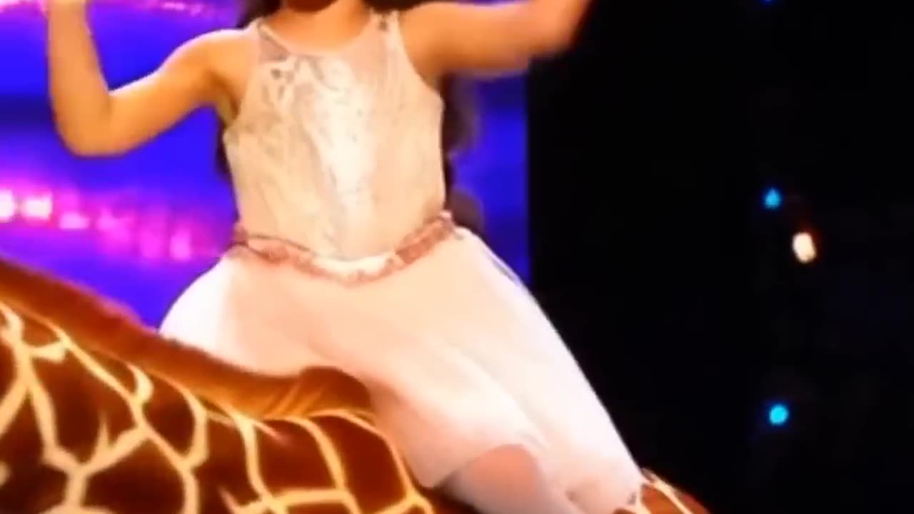 Americans Got Talent [Crazy Giraffe]