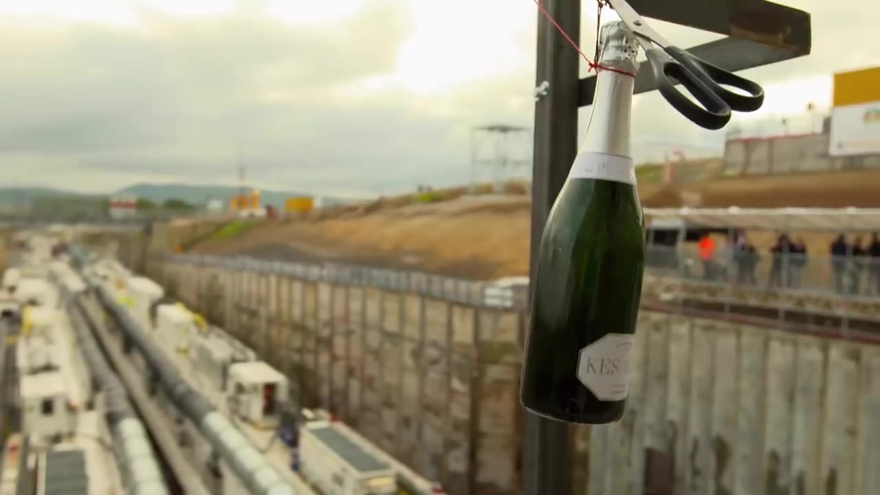 Gigantic Tunnel Drilling Machines | Men and Machines | Free Documentary
