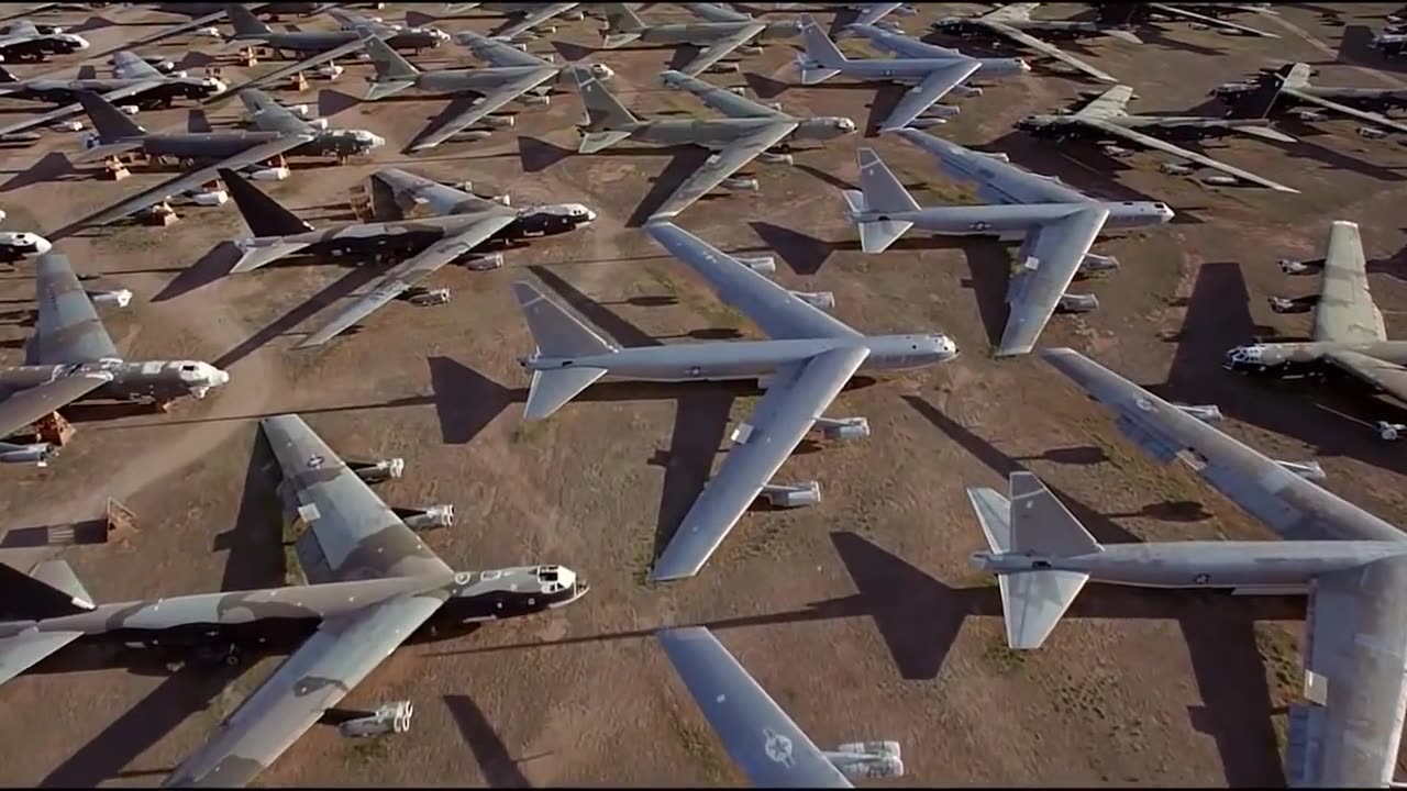 The Big Bass Drums of War are Booming - Les Visible