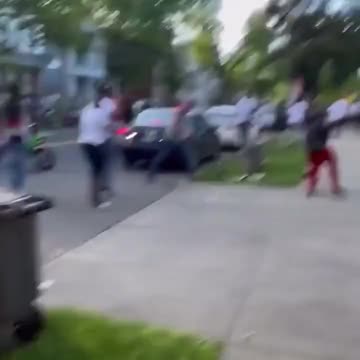 Delivery Drivers are No Longer Safe in America.The White Door-Dash driver didn't use common sense.