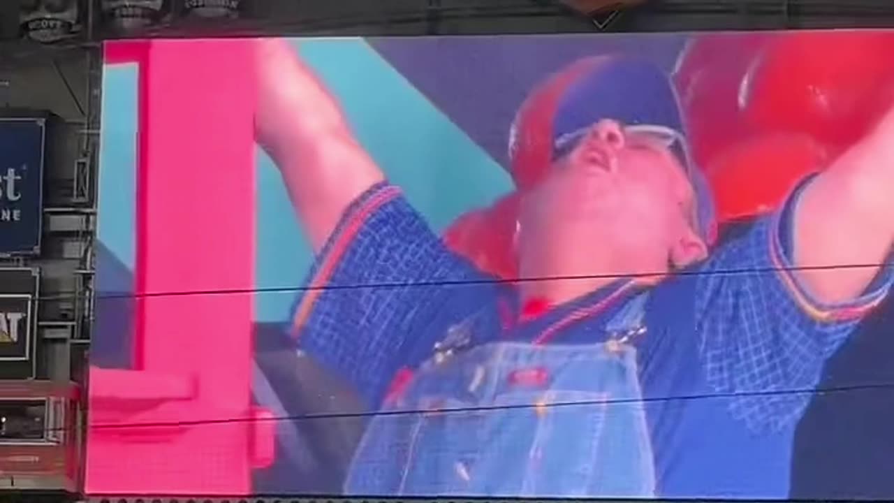 "YinerBomb Walk Off From a Live" 08/19/2024 #astros