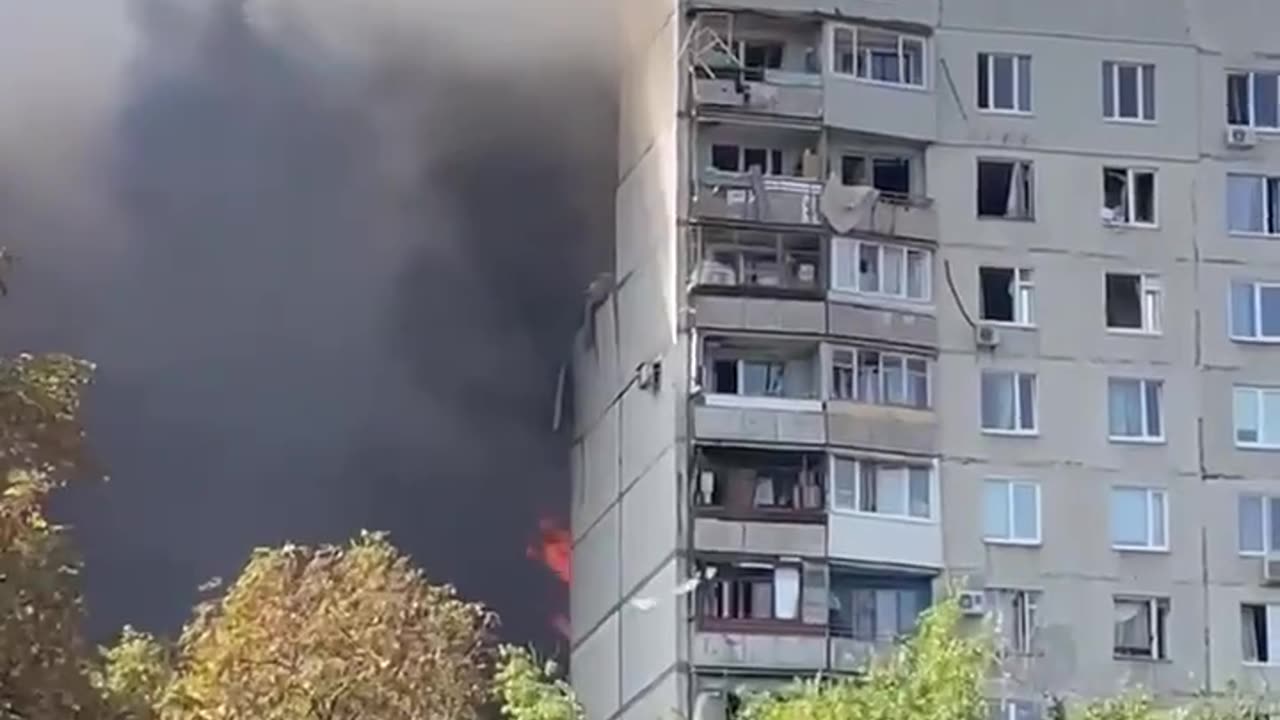 💔🙏 The consequences of the Russian attack on a 12-story building in Kharkiv