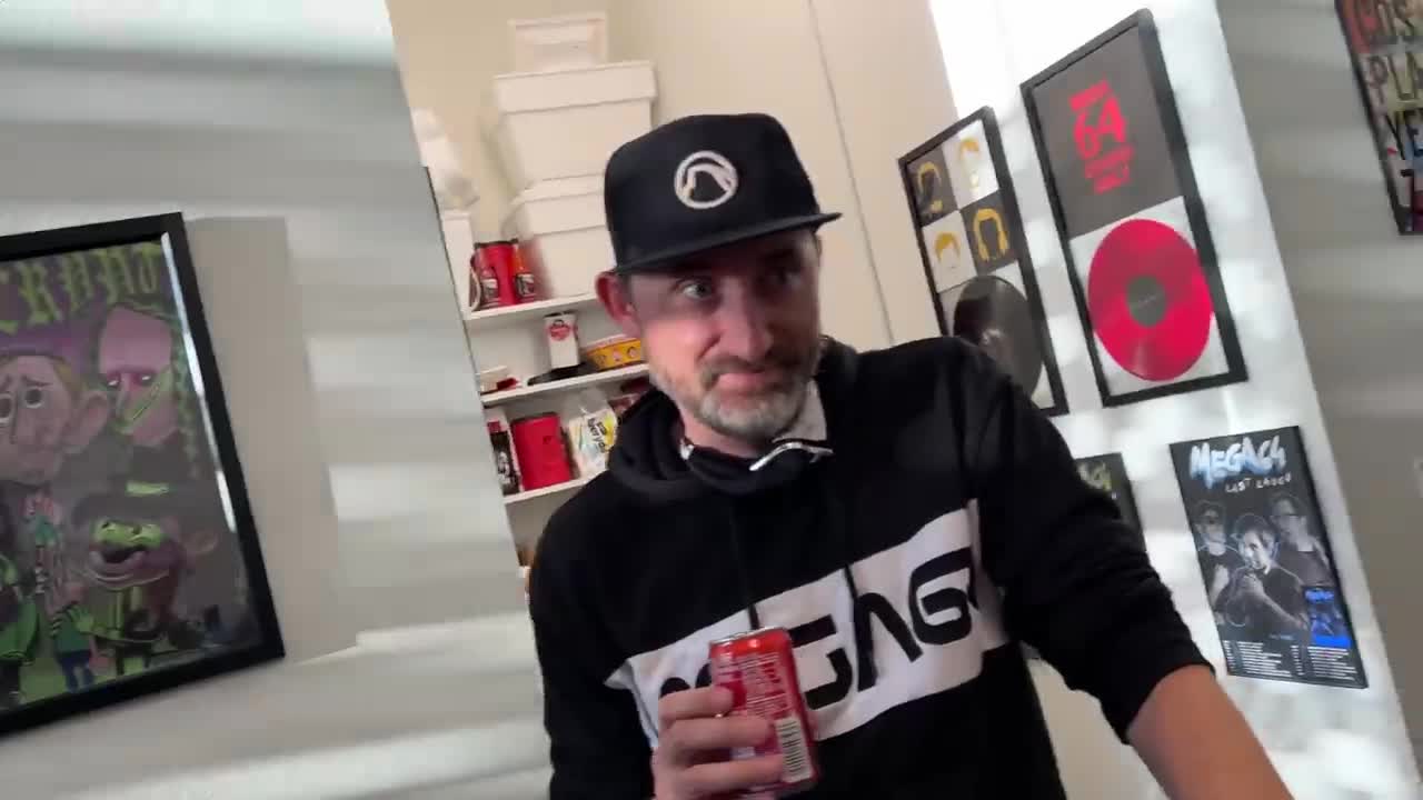 another youtube channel drinks COCA COLA STARLIGHT