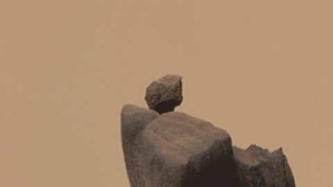 Strange objects recorded by robot on Mars