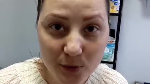 Cum scoti miezul de la capsuni simplu si usor