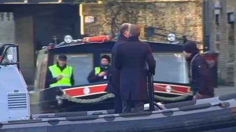 James Bond draws a crowd in London