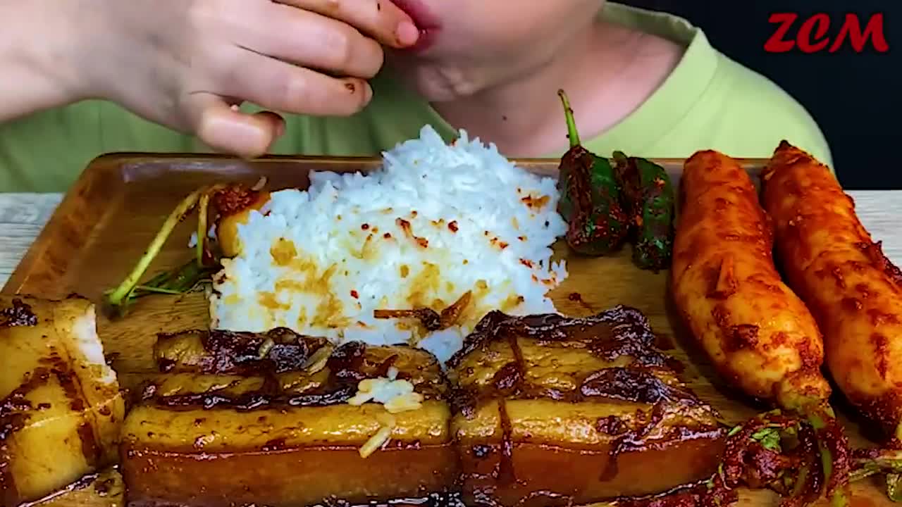 Braised Pork Belly and Chili Mukbang