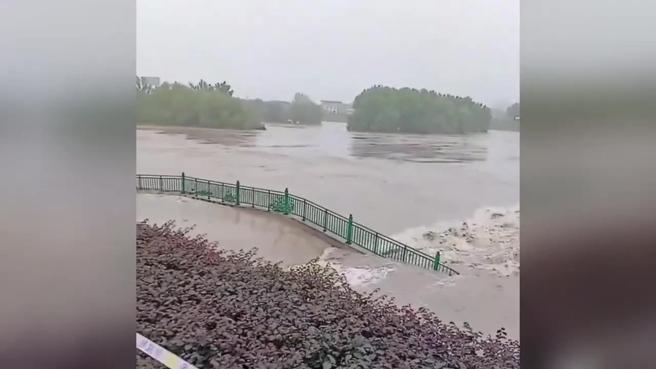 The worst flood in history wipes out entire Chinese cities