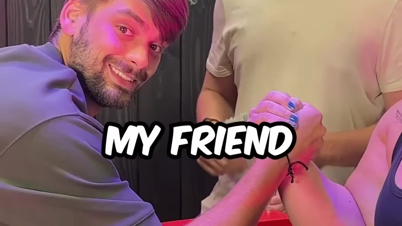 Can-you-Beat-A-Girl-In-Arm-Wrestling
