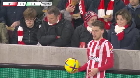 Brentford 3-2 Fulham _ Extended Highlights _ Premier League
