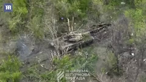 UKRAINIAN TROOPS DESTROY FLEEING RUSSIAN SOLDIERS NEAR BAKHMUT |