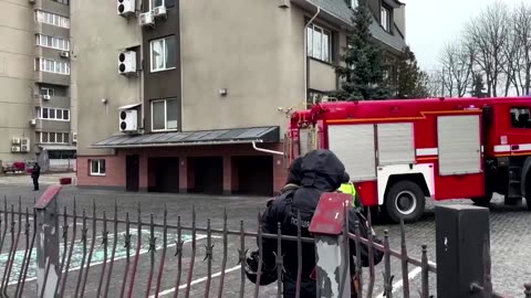 Smoke rises over Kyiv amid Russian strikes(1)