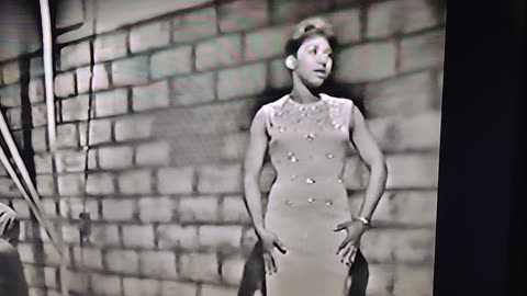 Aretha Franklin I'm Losing You 1966 Live