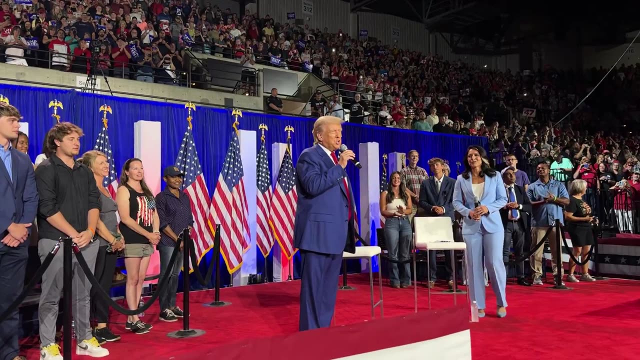 HUGE crowd in Wisconsin for Trump!