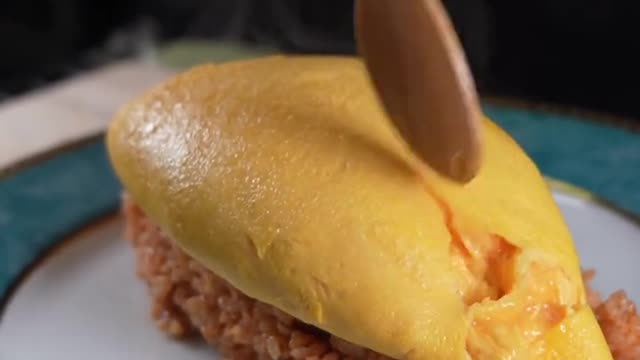 Spill more out of the pan bro. There’s still too much inside.