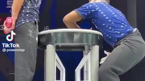 Slap battle🥵