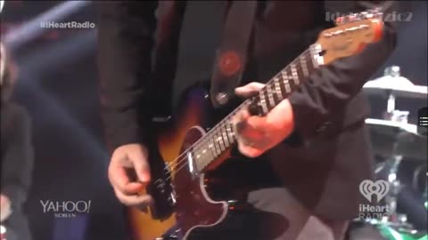 Train - Dream On (Aerosmith Cover) (iHeartRadio Festival 2014)