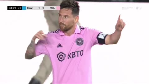 Lionel Messi winning free kick against Cruz Azul