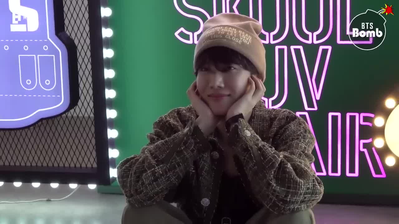 [BANGTAN BOMB] j-hope’s Visit to 2022 BTS EXHIBITION : Proof in Tokyo - BTS (방탄소년단)