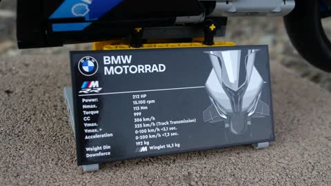LEGO Technic BMW M1000 RR Motorcycle 42130 Review