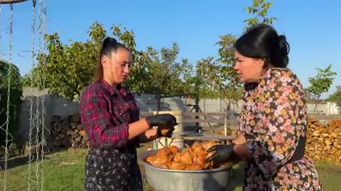 Feast of Taste! 100 Quails with Crispy Crust in the Underground Tandoor