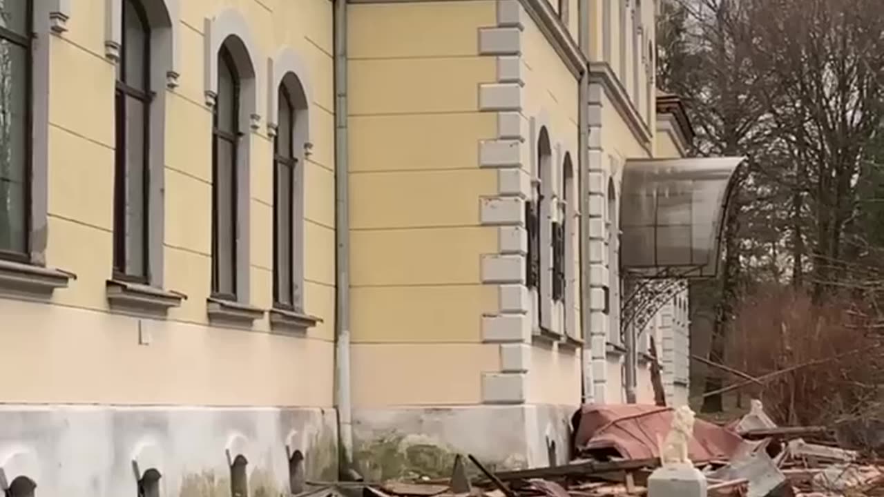Footage of the results of the attack on the university where Bandera studied