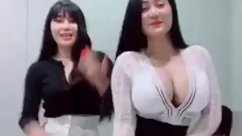 Sexy Girls Dancing In TikTok Video