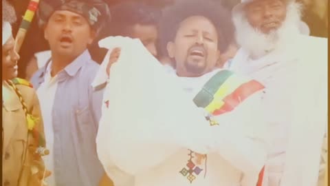 ሳያምሽ አይቀርም ሳይቆረቁርሽ በአይንሽ ጉድፈ ገባ ሁሉን እይብለሽ/ መብሬ መንግስቴ