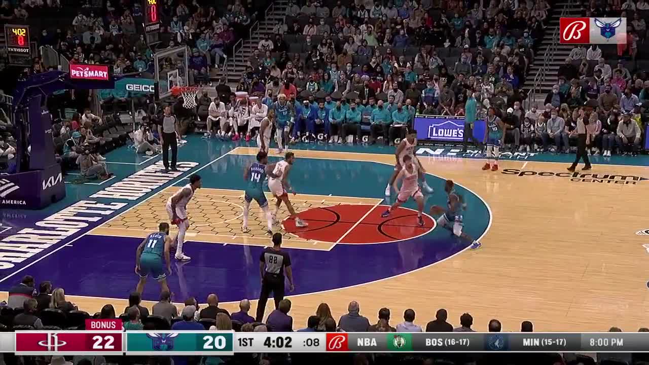 [Highlight] Terry Rozier gets creative with a shot fake, stop and go