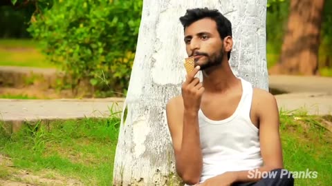 🤣🤣Blind man Eating ice cream prank 🤣🤣
