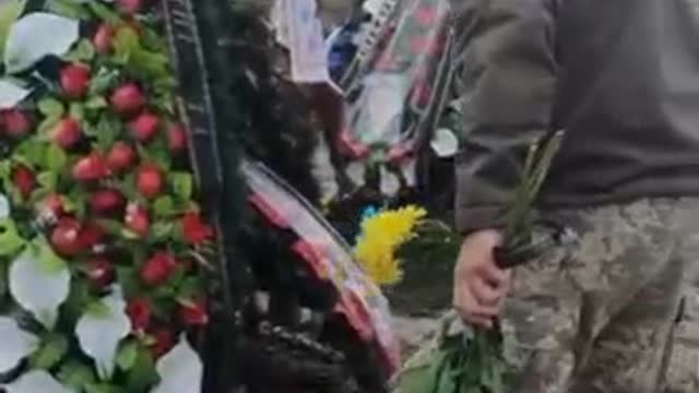 Ukraine Cemetery Nov 22