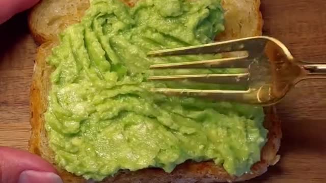 Spicy X Salad Avacado Toast ❤️ #shorts
