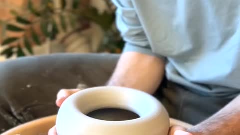 Lil vase ) #pottery #satisfying #asmr #thrdfloor
