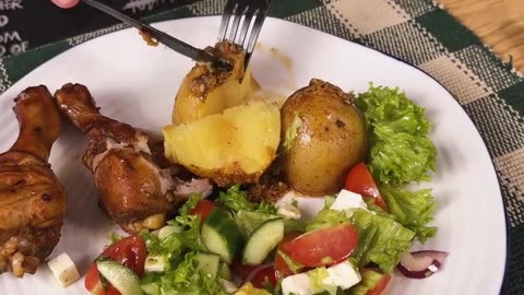 I taught all my friends how to cook chicken thighs better than KFC