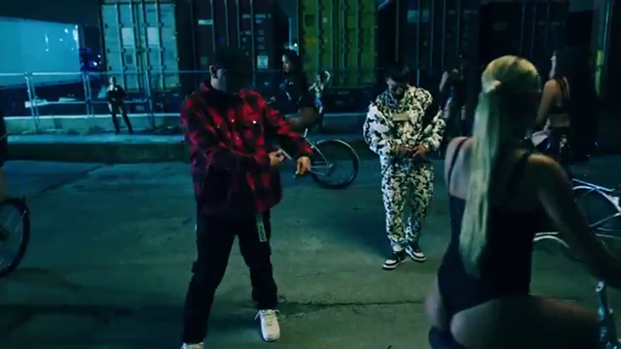 Ovi, Darell, Luar La L - Al Otro Nivel (Official Video)