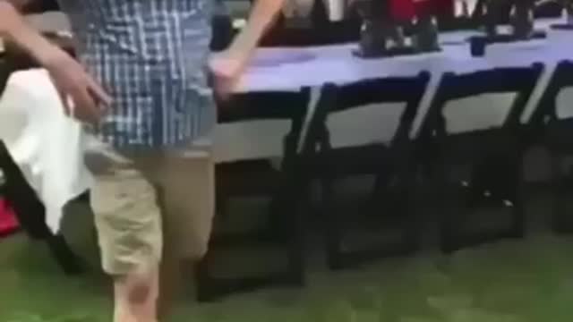Face smash