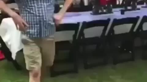 Face smash