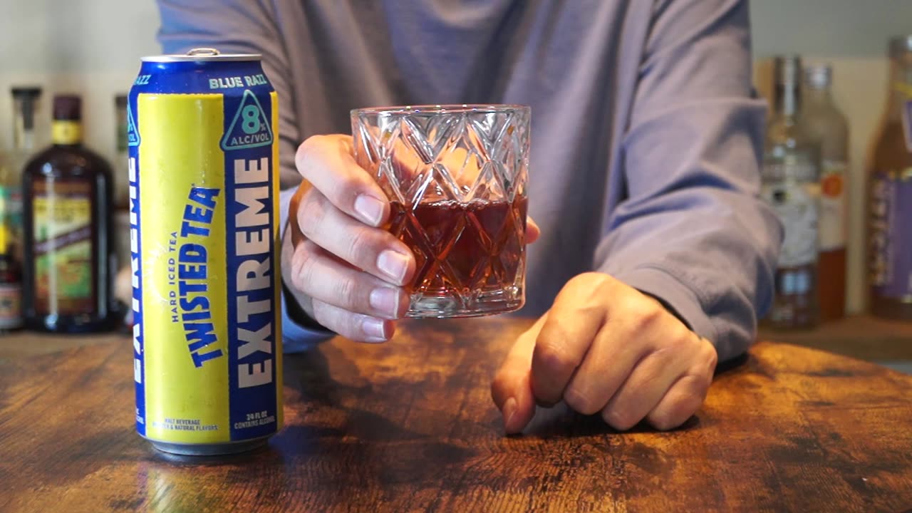 Twisted Tea Extreme Blue Razz
