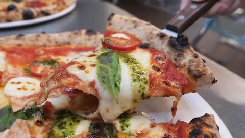 Italian Style Oven Pizza Making-Korean Western Restaurant