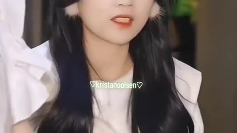 Rich girl Vs poor boy! Cute love story
