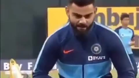 Virat Kohli 😂😂😂 ! | guess who is he mimicking ? | Cricket funny video | watch till end 😂