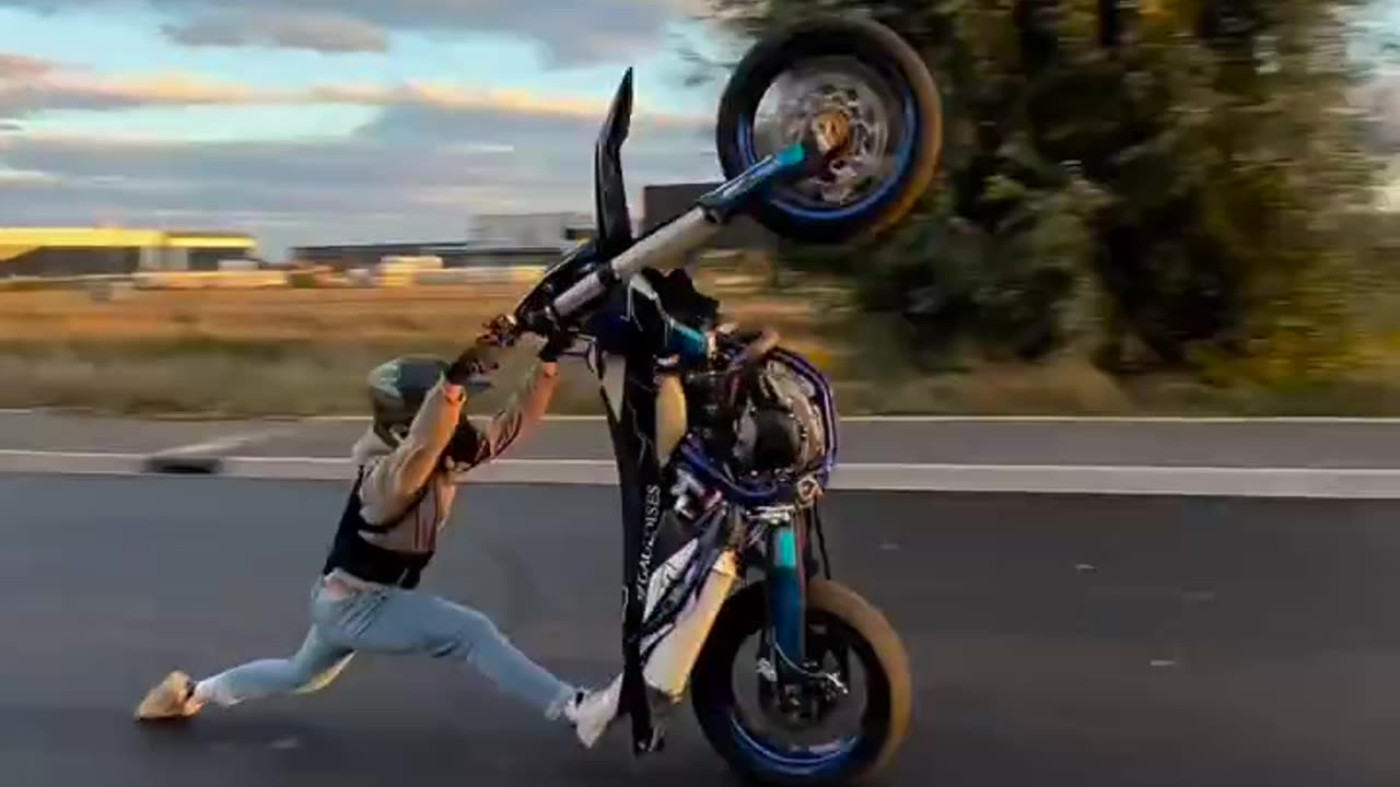 Motorcycle Split