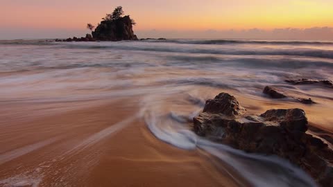 Waves of Peace - Calming Meditation Tune - Reloaded