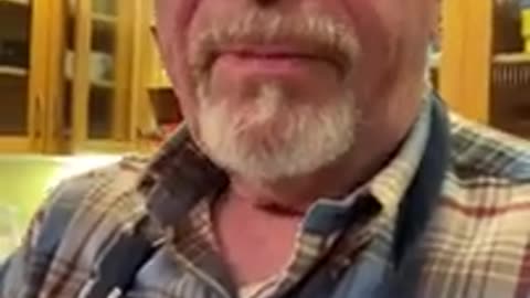 Dr Michael Savage Cooking and Talking about the war situations.