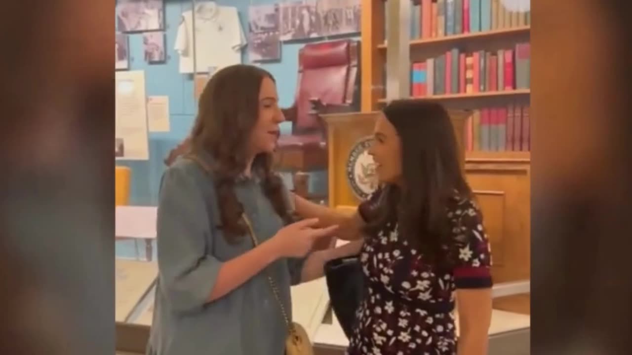 Libs of TikTok served AOC with an ethics complaint.🤣