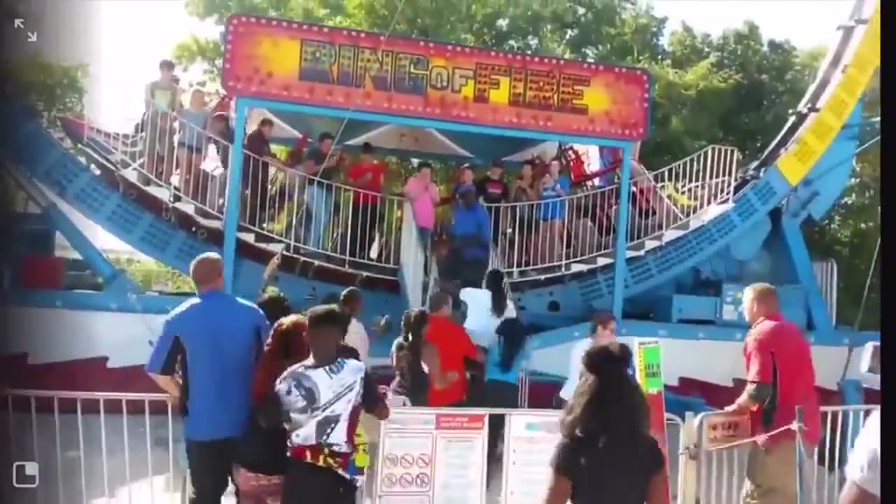 Fight breaks out at an Amusement Park