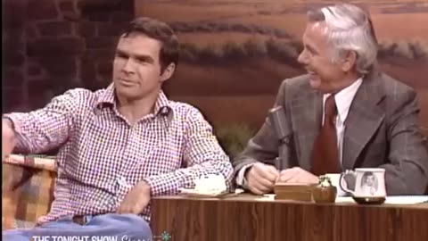 Burt Reynolds Gets a Cake From Johnny for His 40th Birthday _ Carson Tonight Show