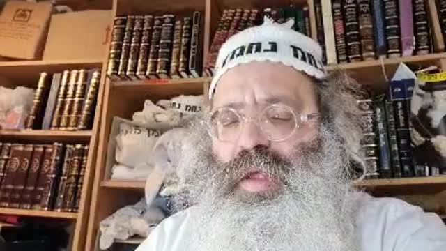 אילו היו עשרה בני אדם שיפייסוך באותה שעה מי נדרת א"ל לא והתירו אם אמר לאו- שיר נ נח מסכת נדרים דף כא